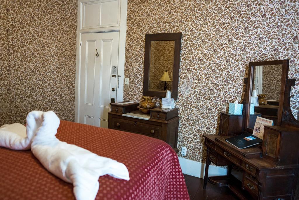 The Historic Hotel Leger Mokelumne Hill Eksteriør billede